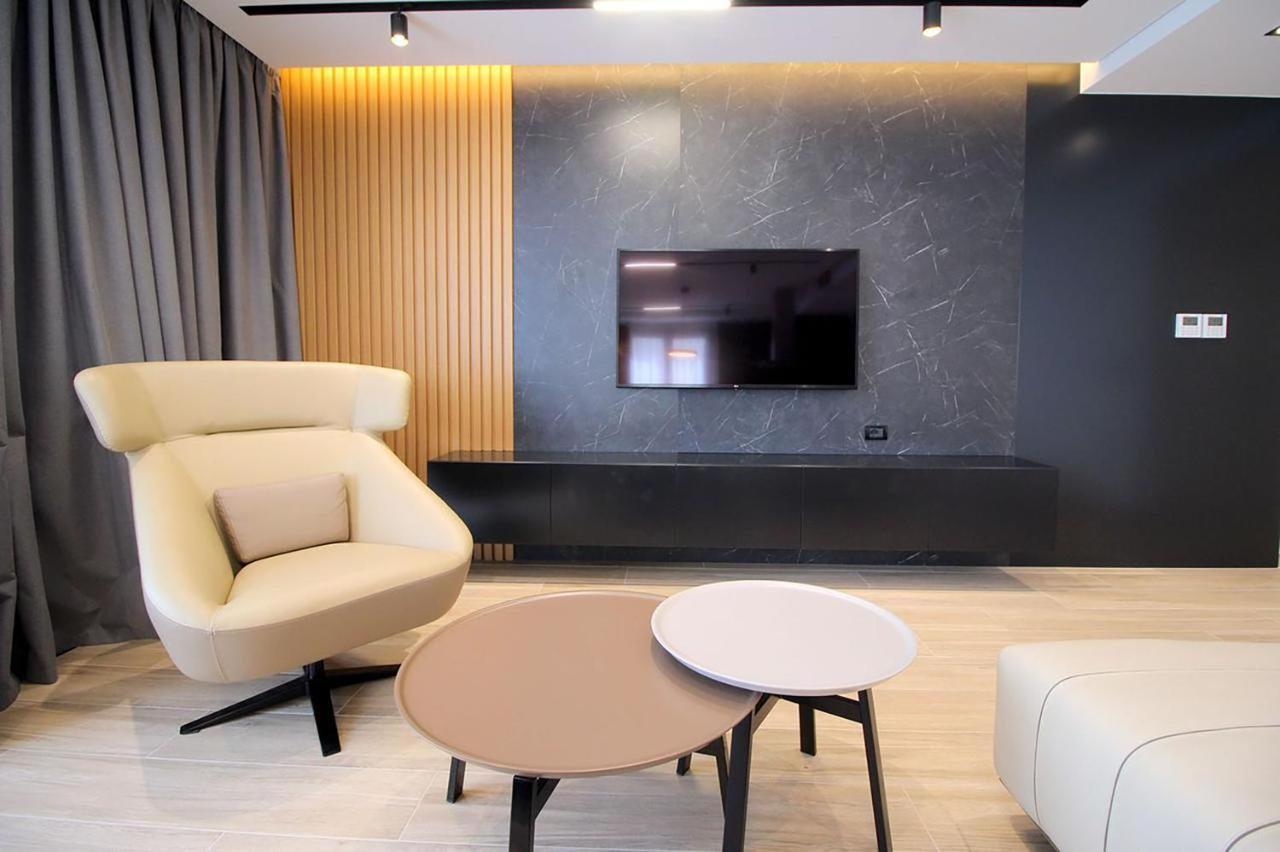 "The View" Luxury Apartments Саранда Экстерьер фото